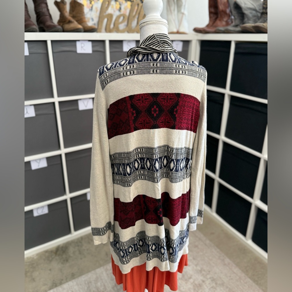 Belldini Western Southwestern Aztec Patterned Long Cardigan Sweater - Picture 4 of 11